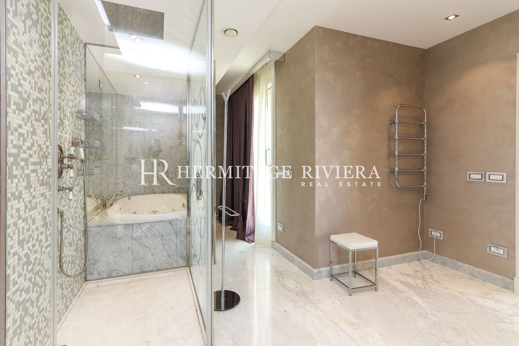Propriété de deux villas modernes - Vue mer - Piscine (image 20)