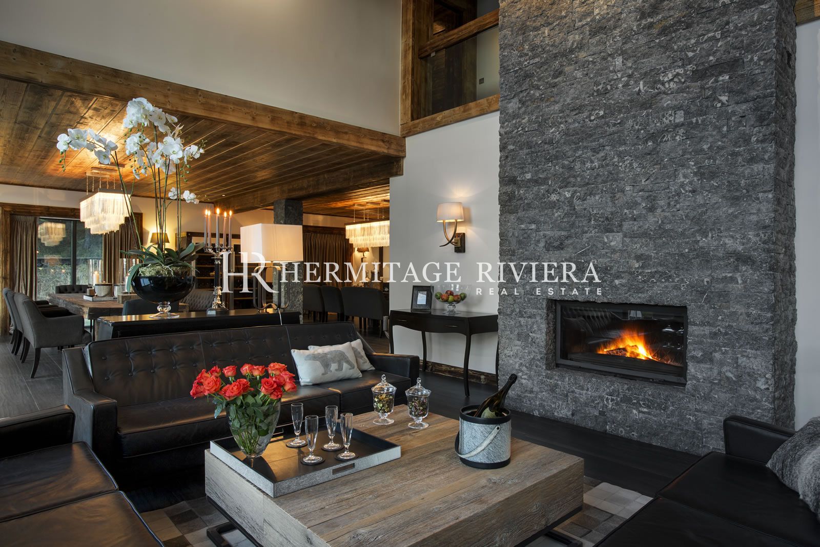 Chalet de luxe aux pieds des pistes  (image 6)