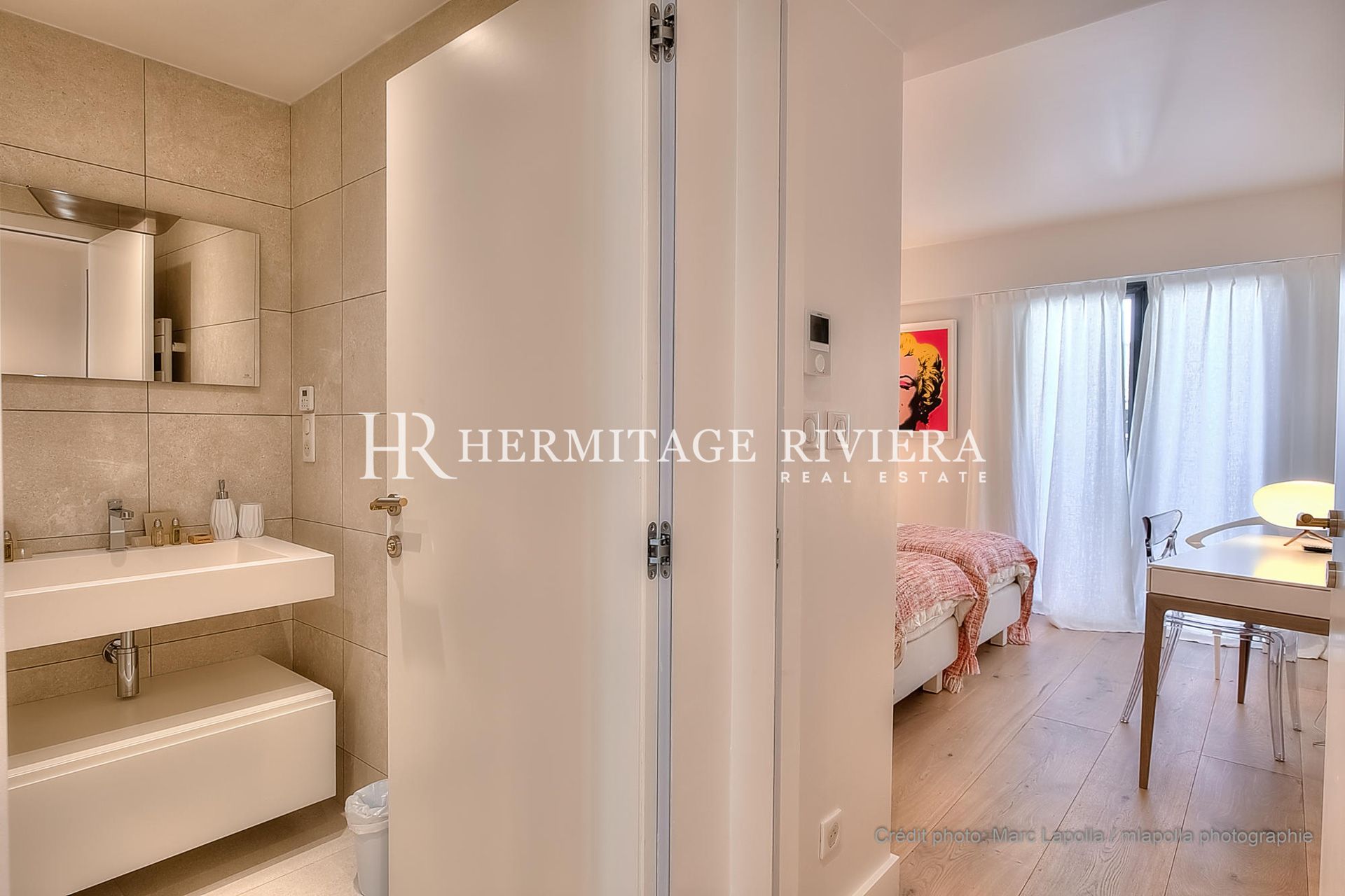  4 pièces - Résidence Relais de la Reine - Terrace - Vue mer (image 16)
