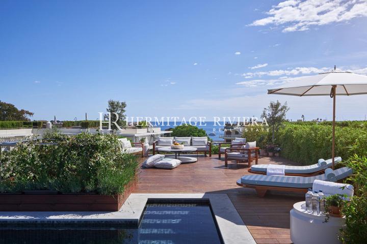 Penthouse with vue mer et piscine (image 1)