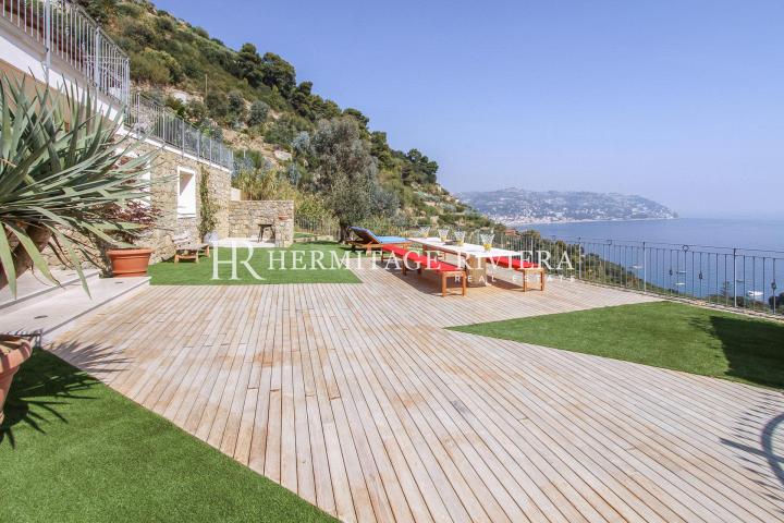 Situation calme, vue mer panoramique pour moderne villa d’architecte (image 5)