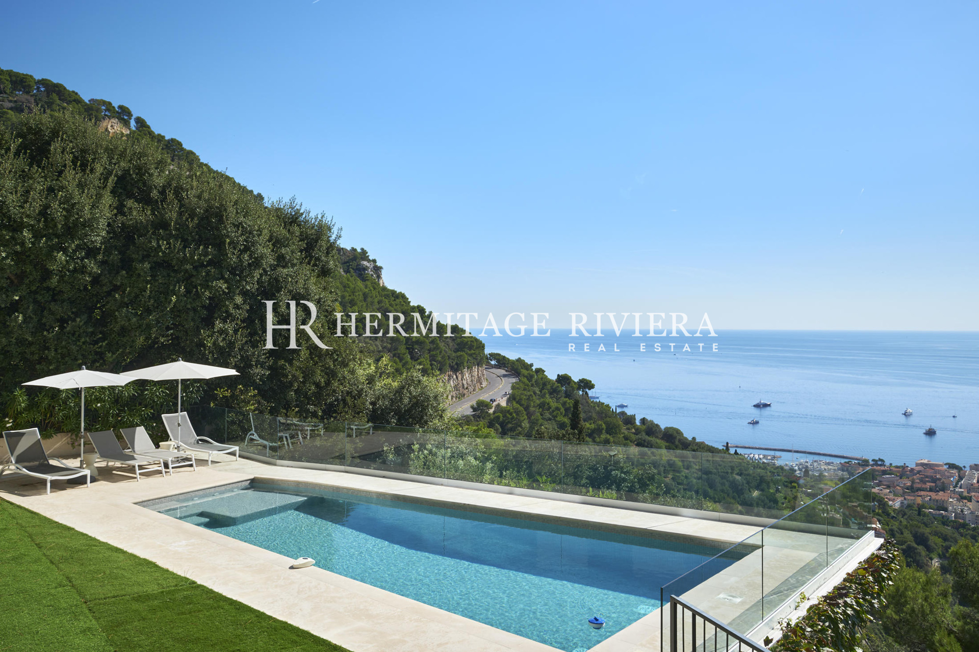 Villa moderne avec fantastique vue mer (image 7)