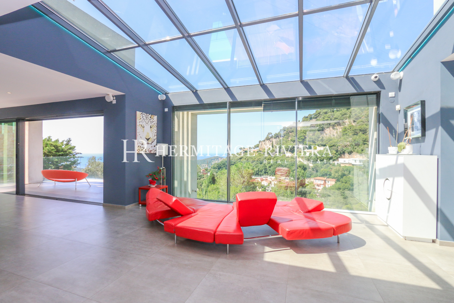 Moderne villa avec magnifique vue mer (image 13)