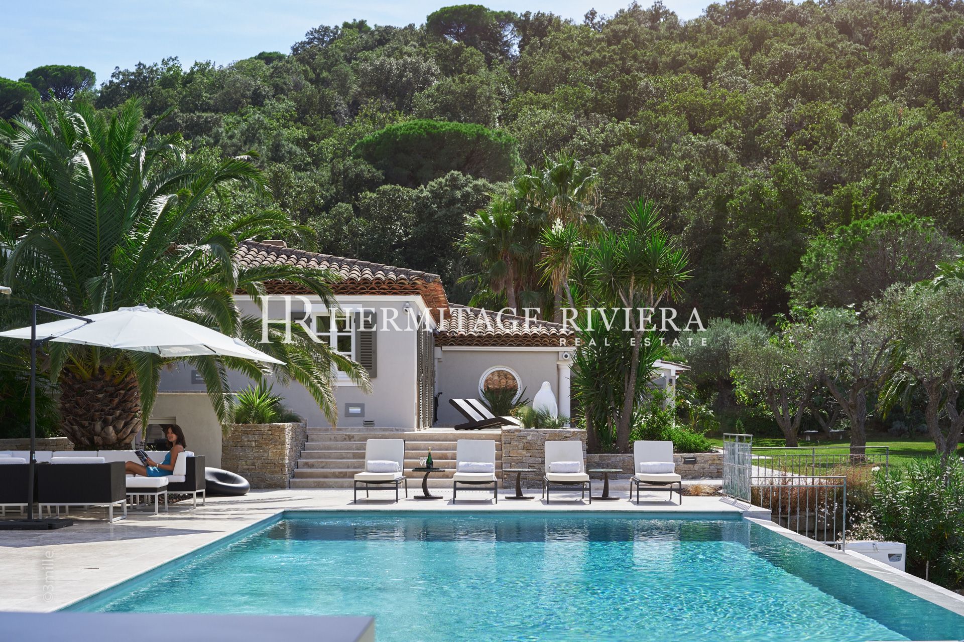 Propriete offrant - Vue mer exceptionnelle - Piscine (image 4)