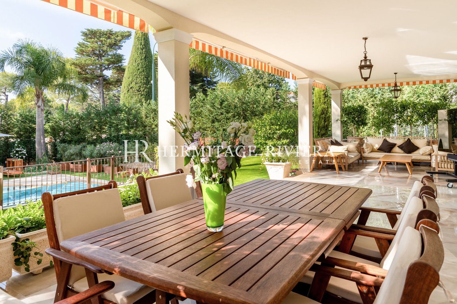 À proximité du Grand Hôtel Cap-Ferrat - Piscine - Jardin plat (image 8)