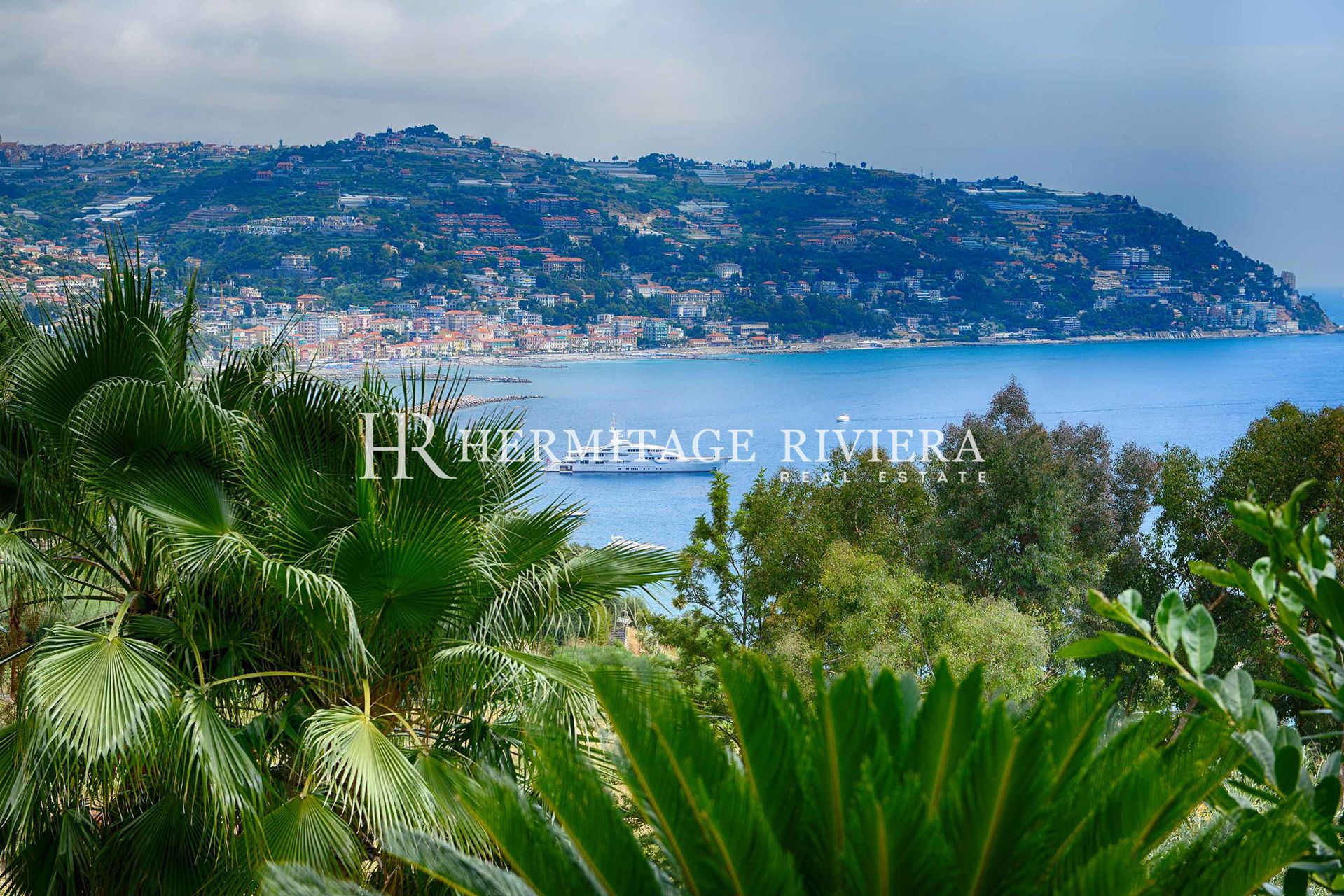 Moderne villa - Vue mer panoramique - Piscine (image 4)