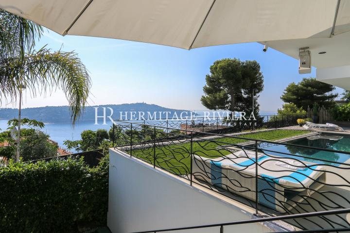 Villa contemporaine récente avec vue panoramique sur la mer (image 14)