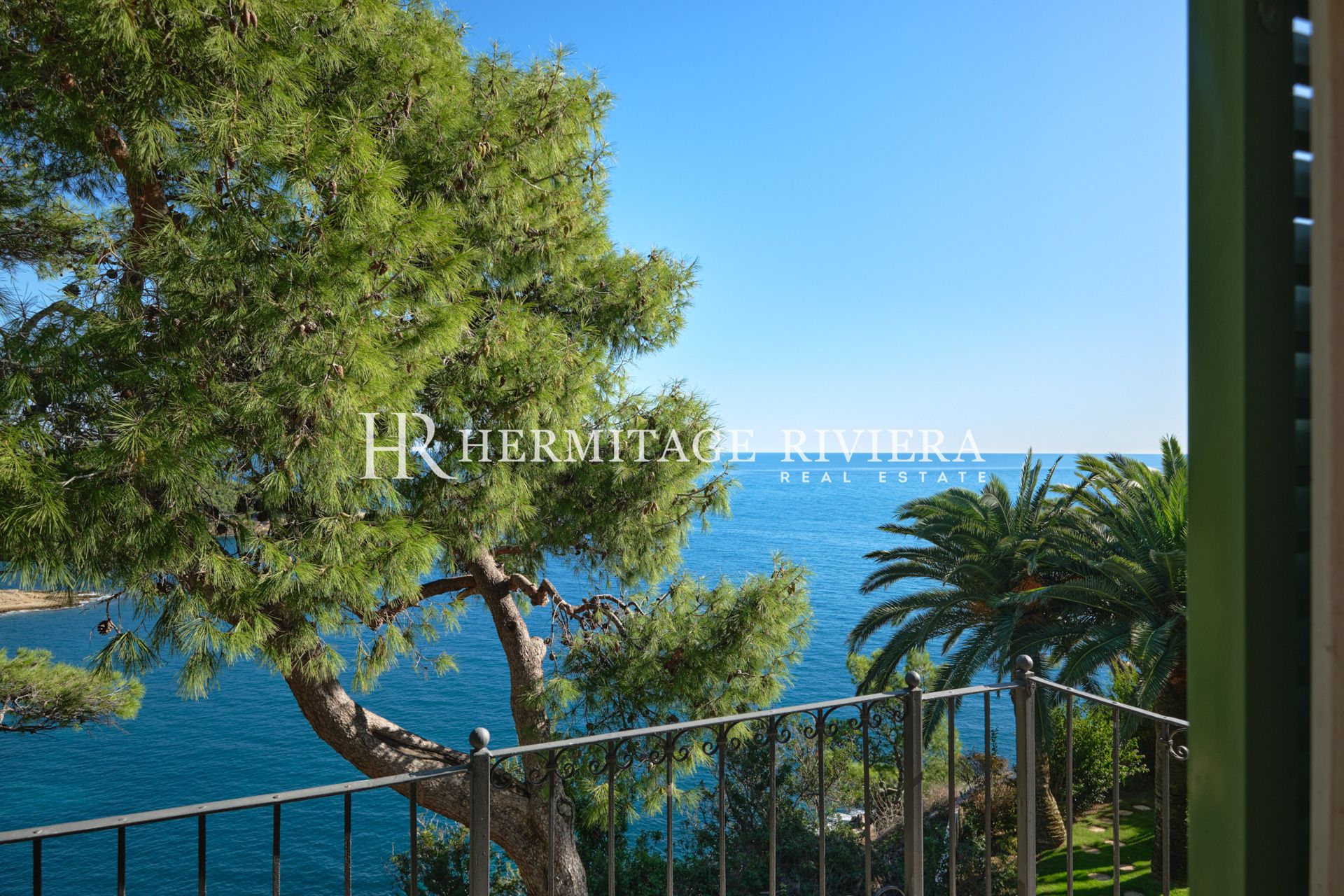 Magnifique propriété en front de mer - Vue mer - Piscine - Maison d'invités (image 27)