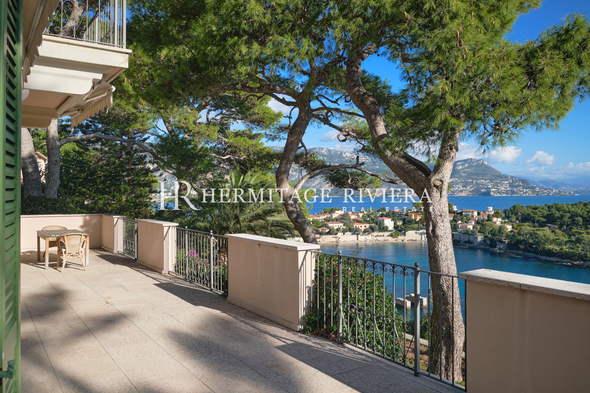 Magnifique propriété en front de mer - Vue mer - Piscine - Maison d'invités (image 25)