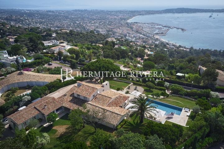 Charmante villa au calme avec vue panoramique exceptionnelle (image 26)