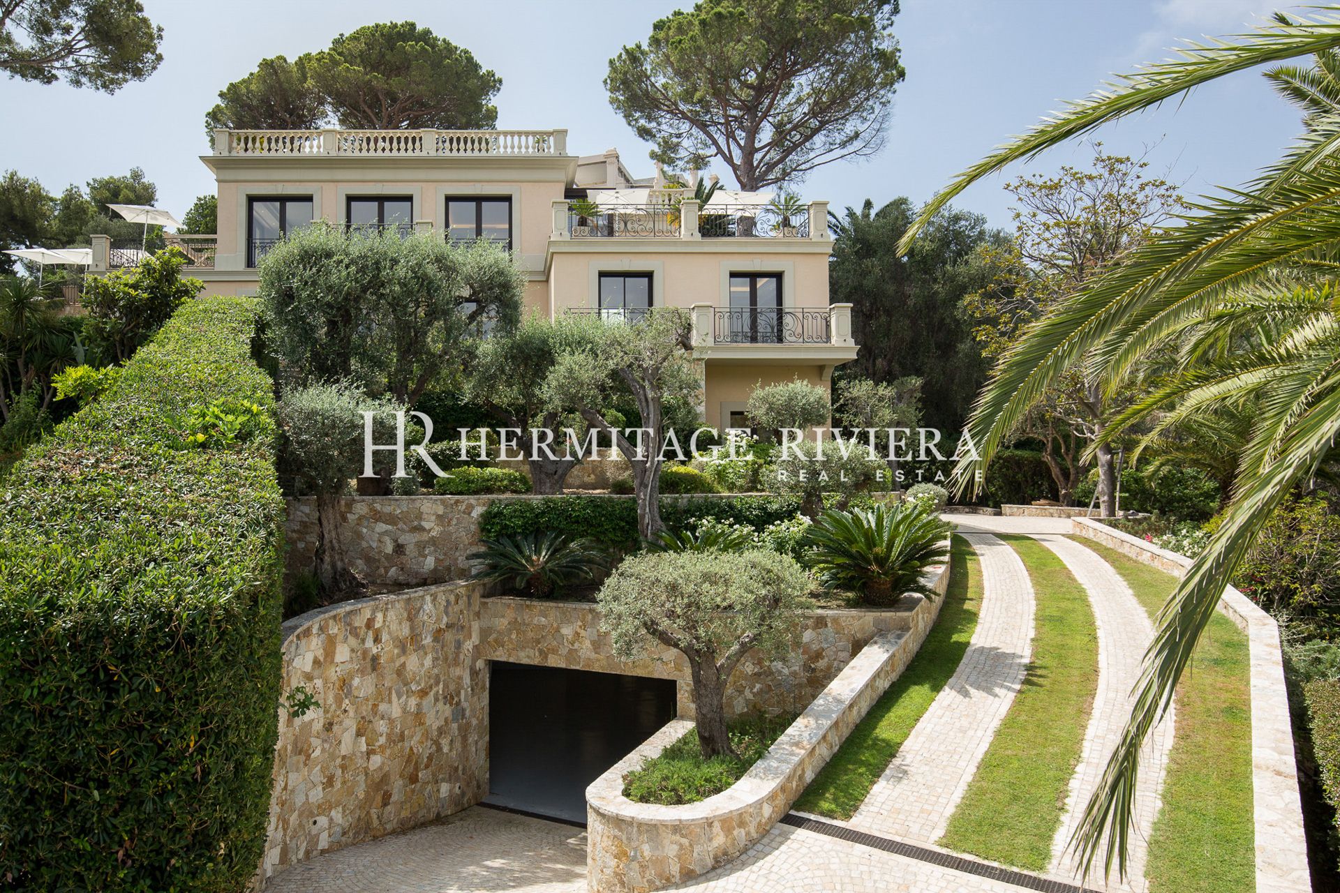 Luxueuse propriété - Près du village - Piscine - Vue mer (image 34)