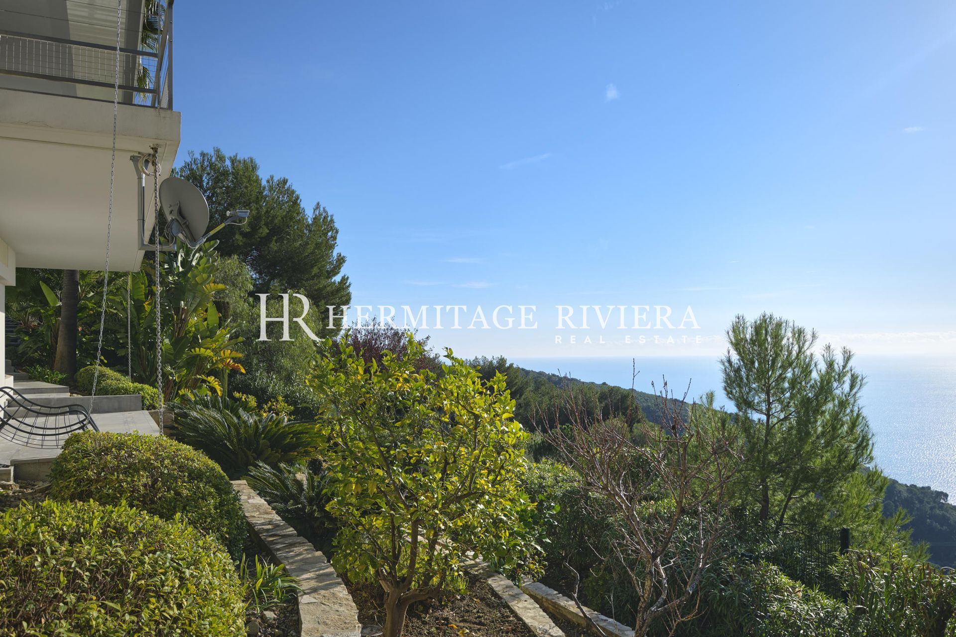 Villa moderne dans domaine sécurisé près de Monaco (image 28)