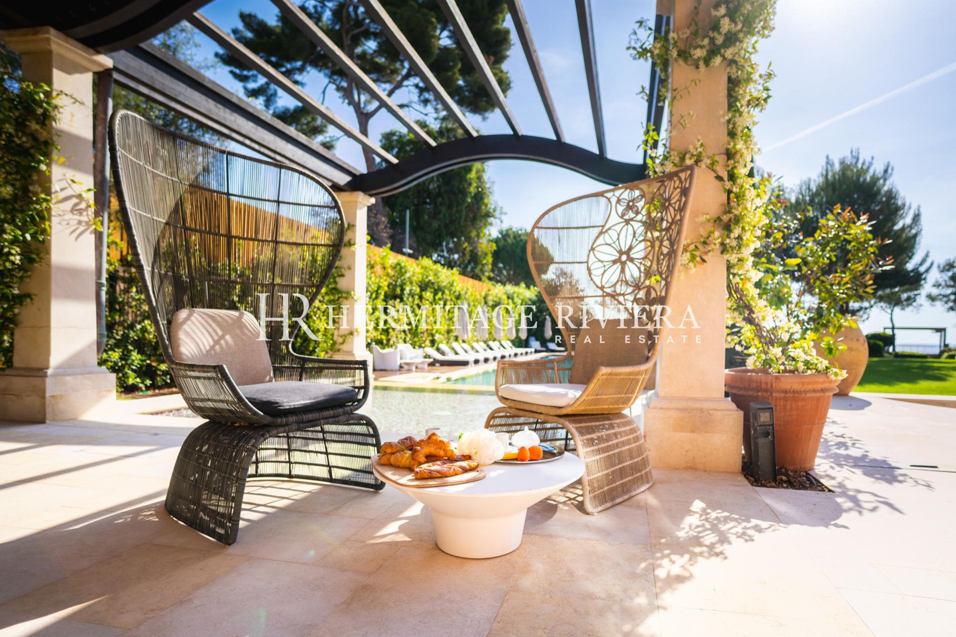Propriété en front de mer - Piscine - Vue mer (image 28)