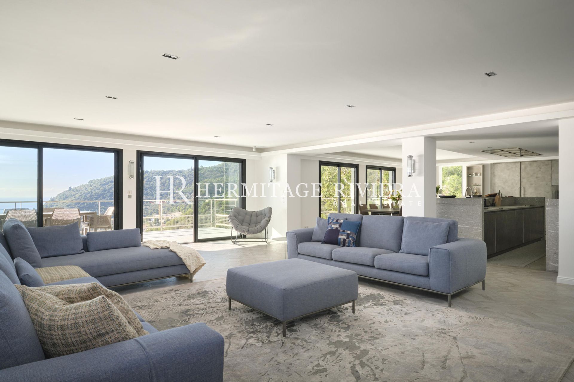 Villa moderne dans domaine sécurisé près de Monaco (image 10)