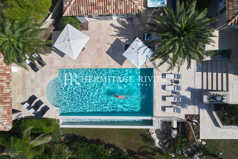 Propriete offrant - Vue mer exceptionnelle - Piscine
