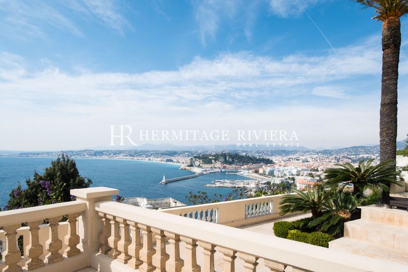 Château de prestige - Vue mer exceptionnelle - Piscine