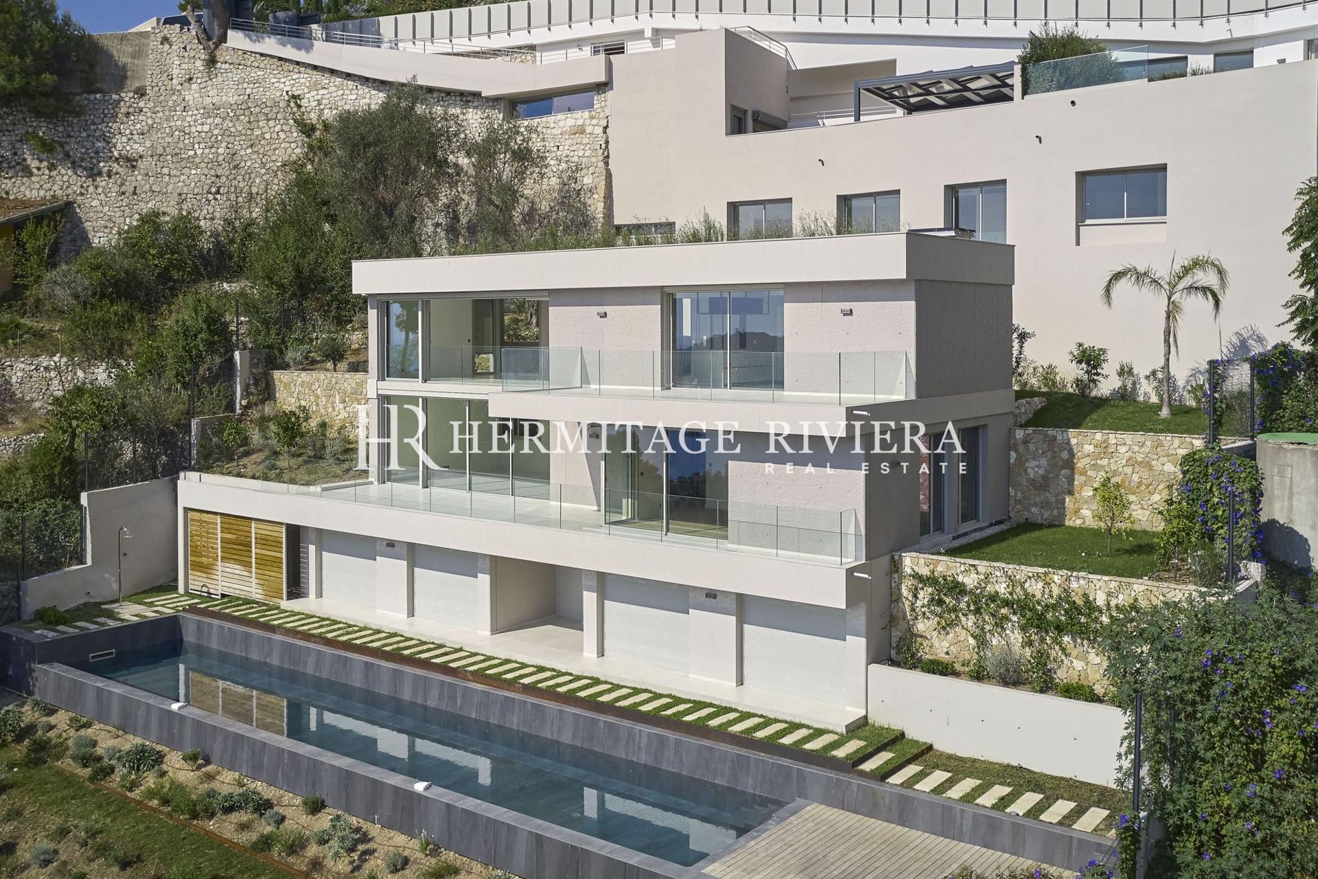 Villa contemporaine neuve - Domaine fermé - Vue mer - Pool (image 1)