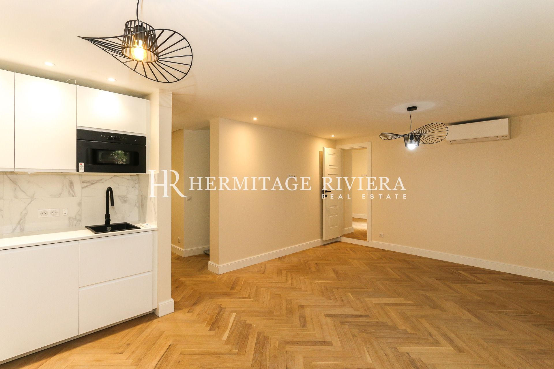 Rénové - Domaine privé - Jardin plat - Proche Port (image 33)