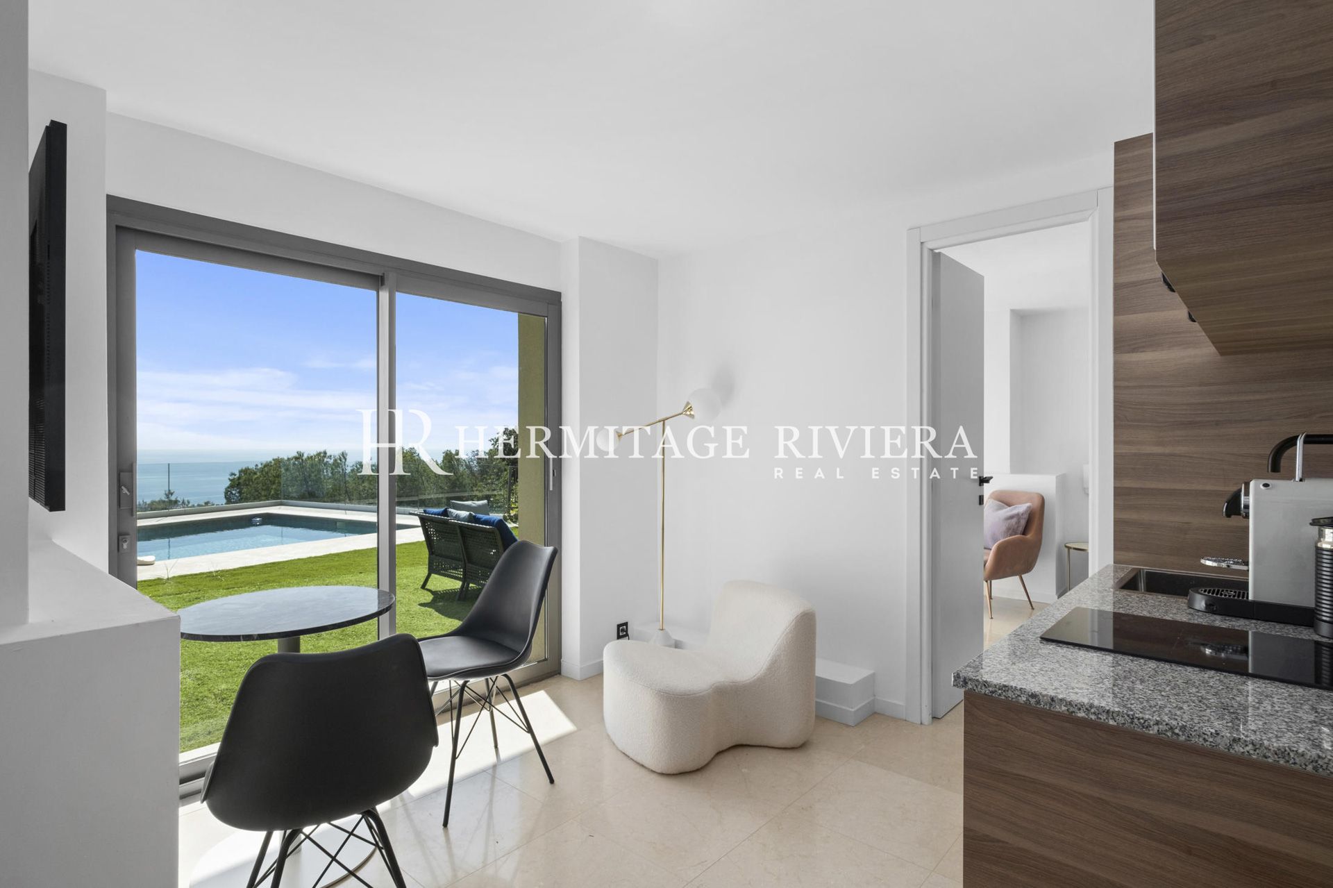 Moderne propriété - Vue mer fantastique - Piscine (image 29)