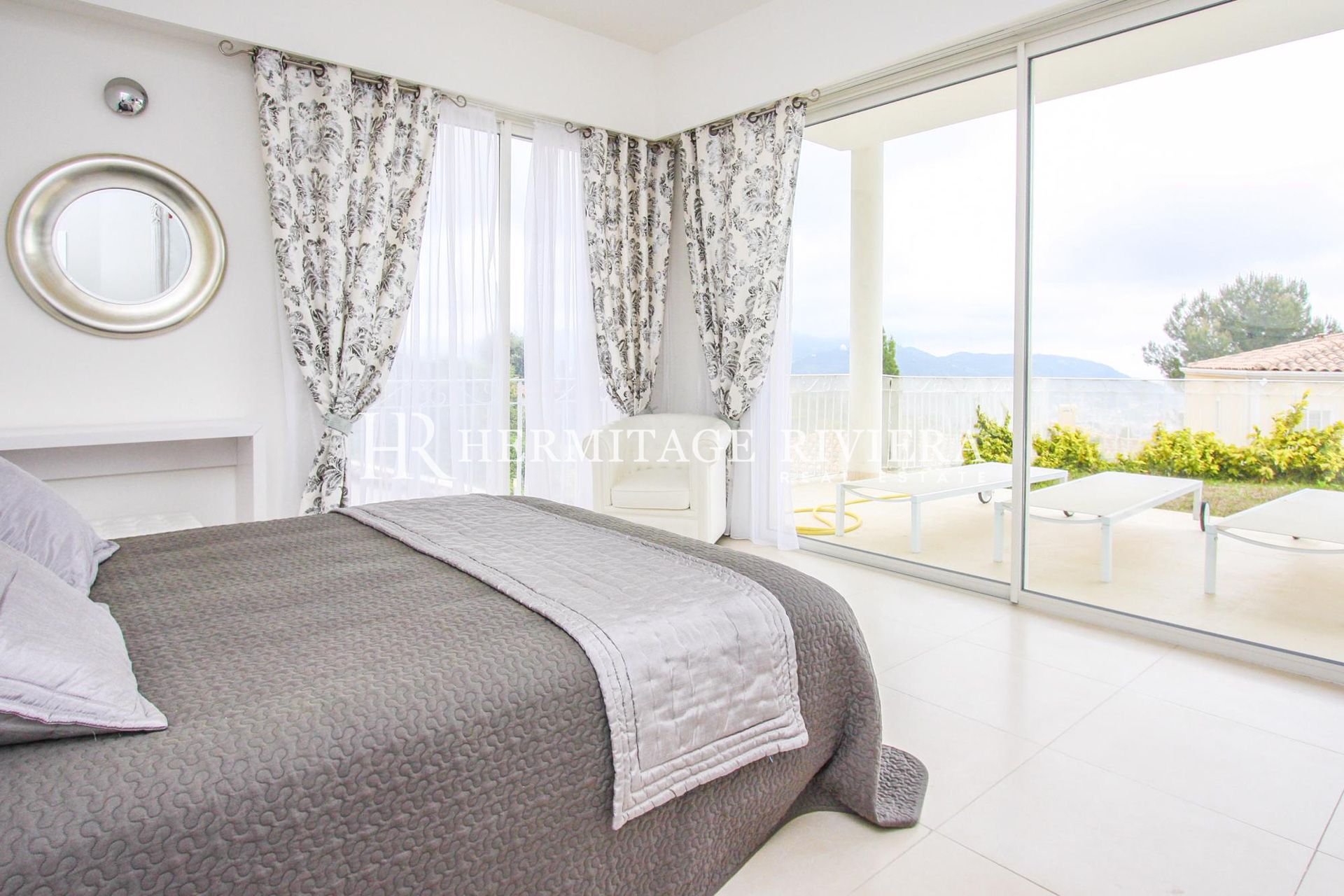 Villa moderne - Domaine fermé - Vue mer (image 11)