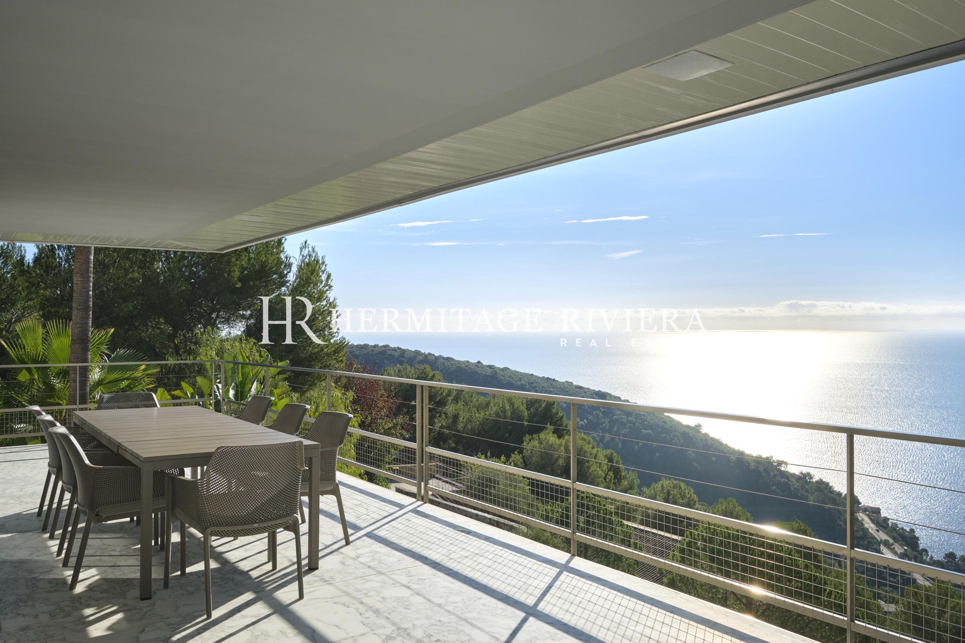 Villa moderne dans domaine sécurisé près de Monaco (image 18)