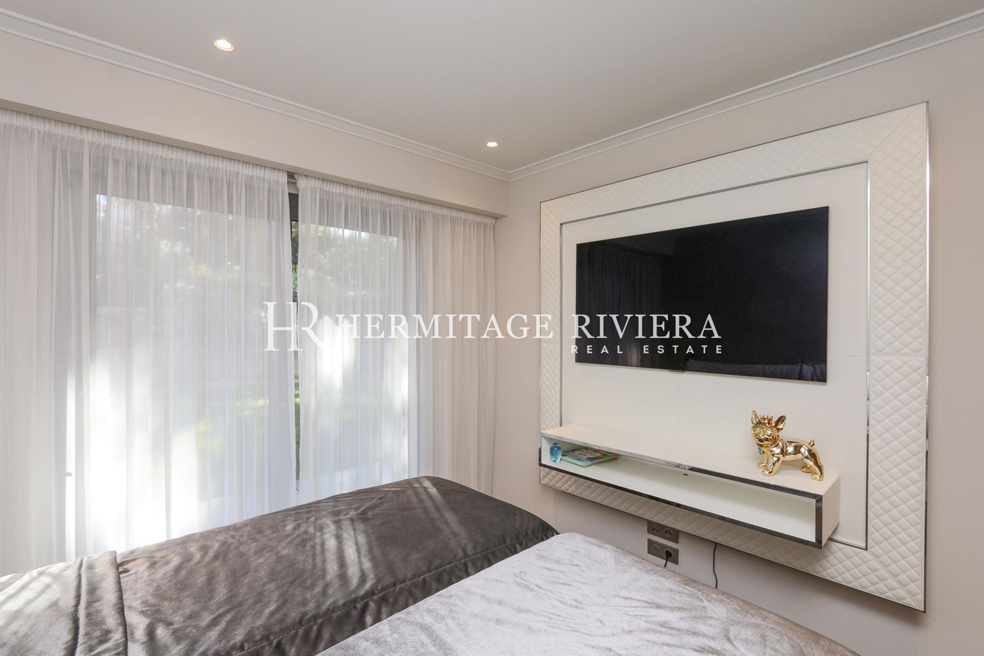 4 pièces - Piscine privative - Résidence de luxe (image 12)