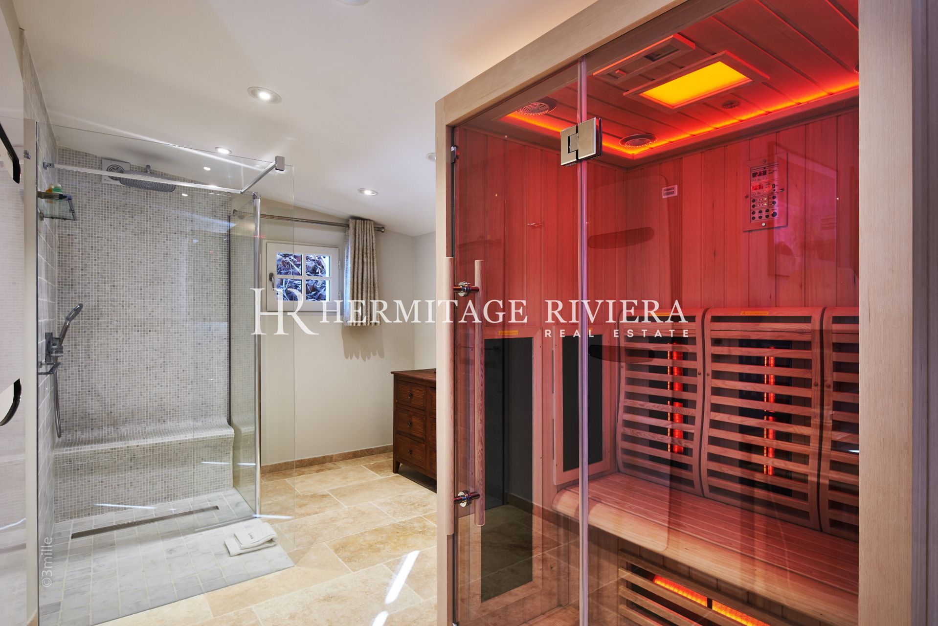 Propriete offrant - Vue mer exceptionnelle - Piscine (image 25)