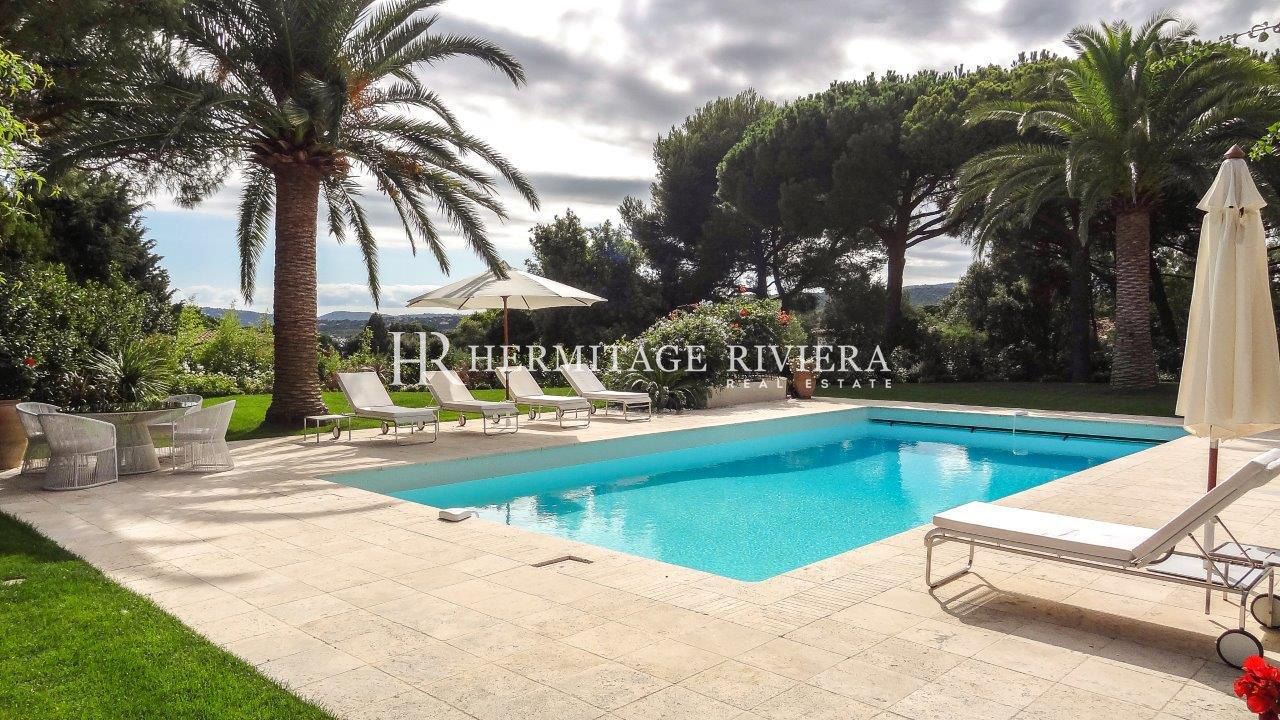 Domaine sécurisé - Piscine - Vue mer (image 10)