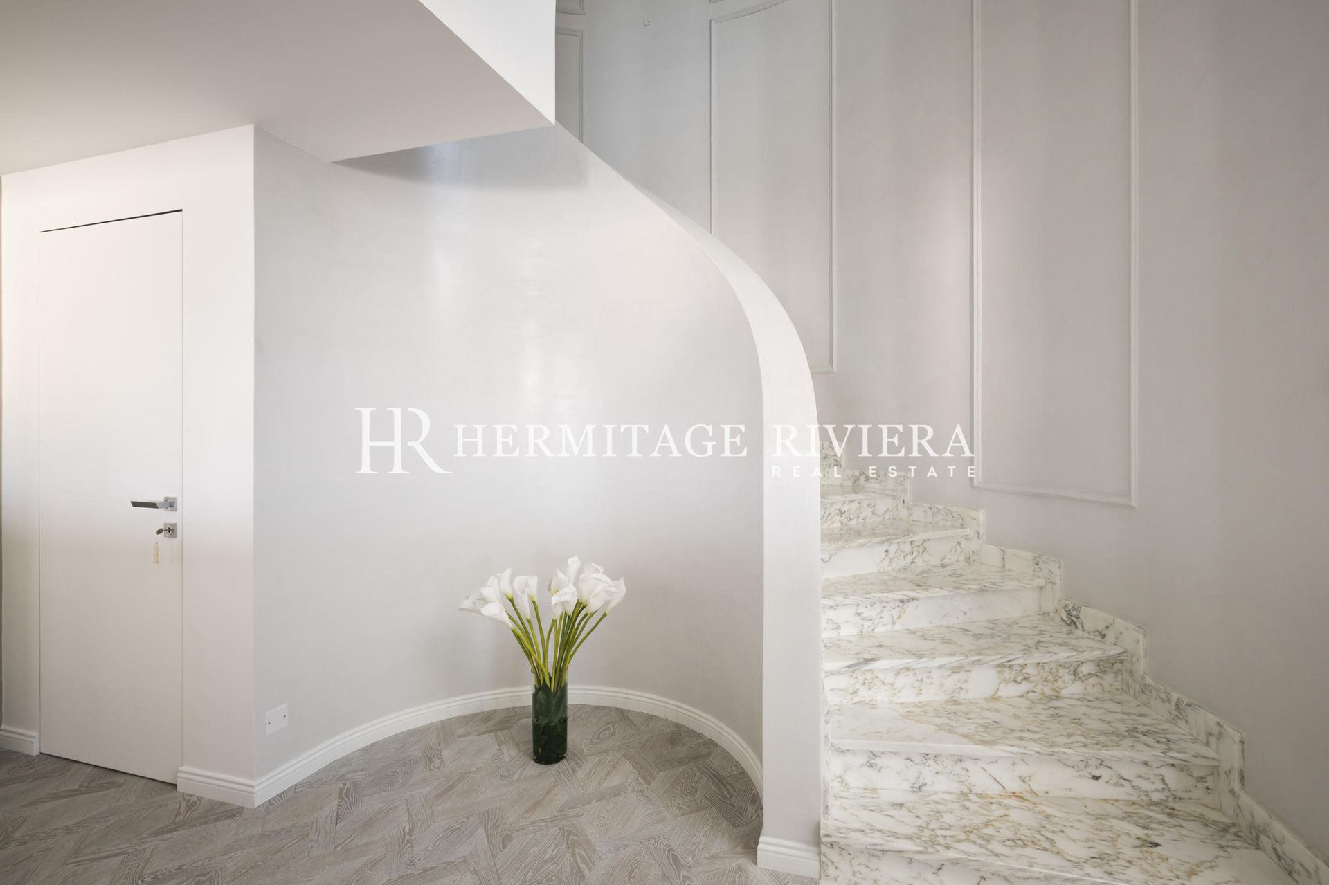 Villa moderne dans domaine sécurisé près de Monaco (image 27)