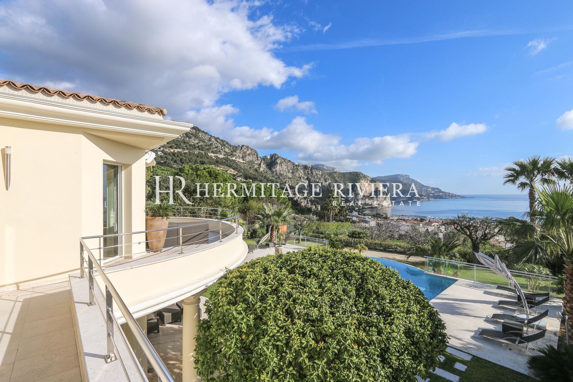 Villa du style californien - Piscine - Vue mer - Prés du centre-ville (image 10)