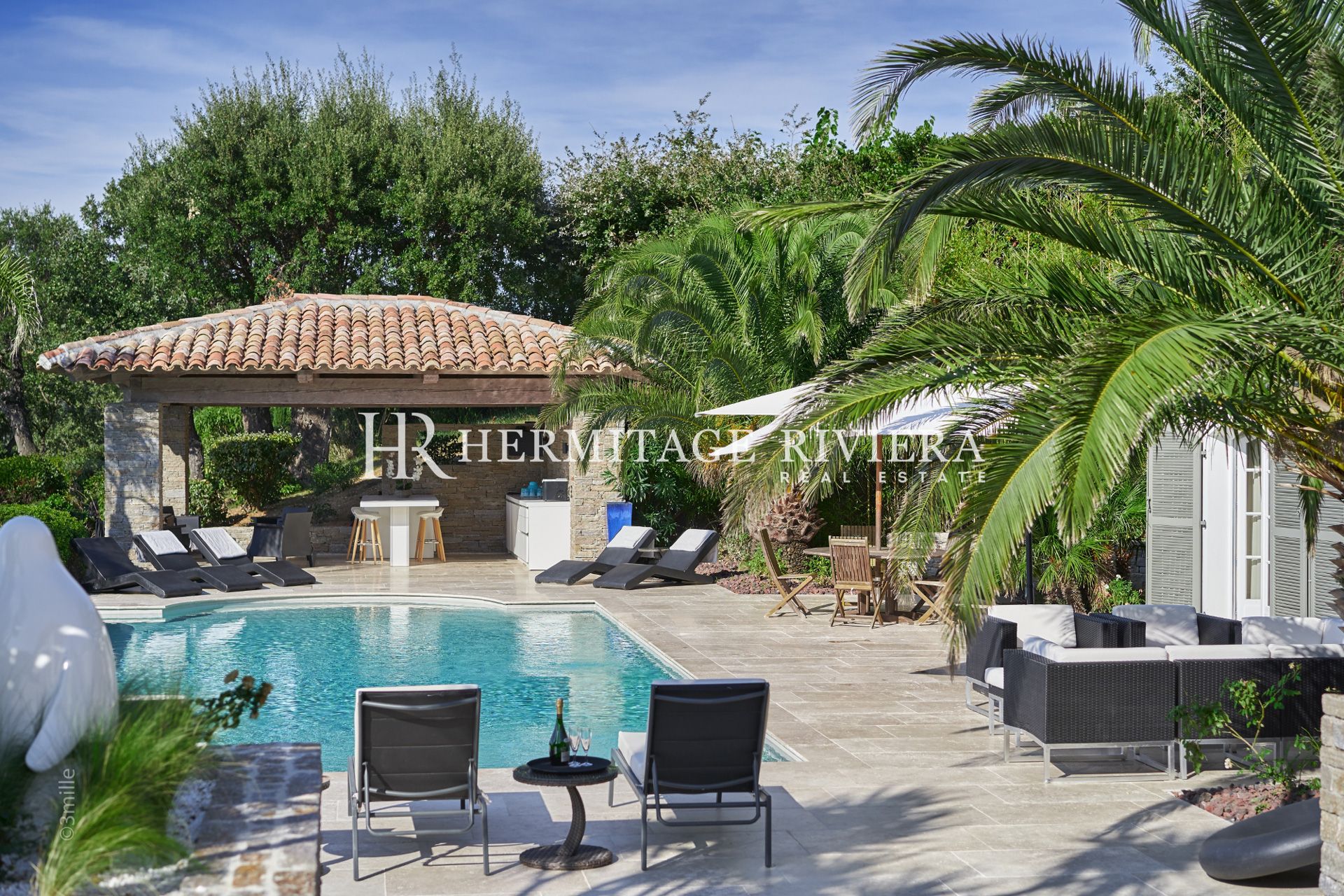 Propriete offrant - Vue mer exceptionnelle - Piscine (image 14)