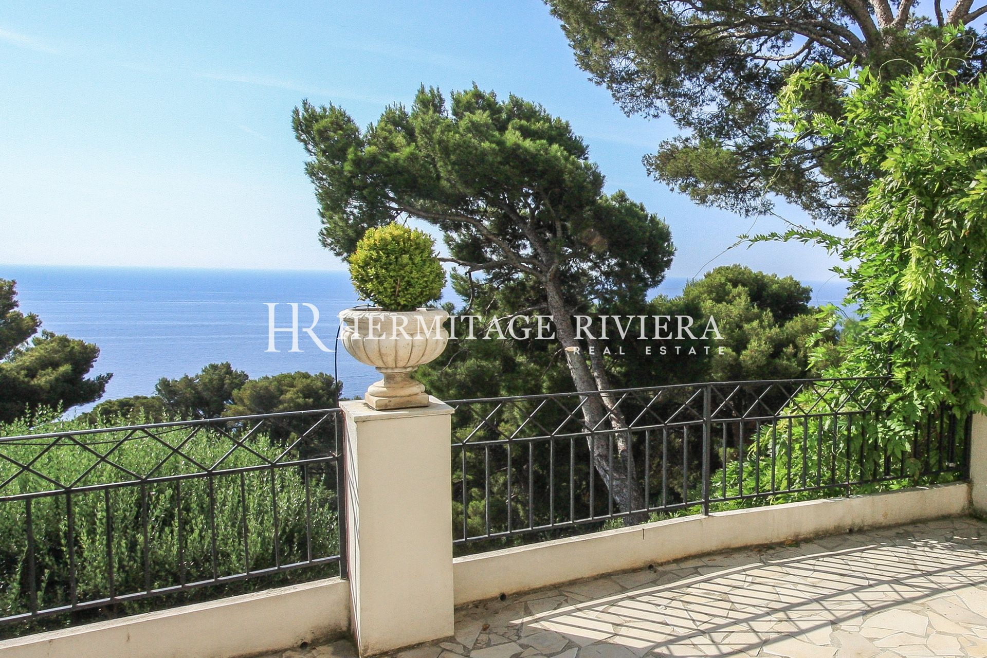 4 pièces - Proche Monaco - Sea views - Terrasse (image 17)