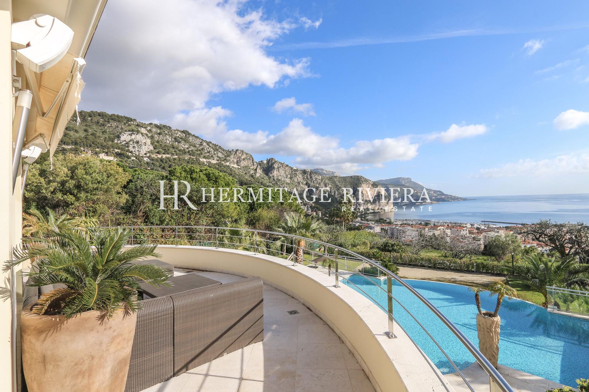 Villa du style californien - Piscine - Vue mer - Prés du centre-ville (image 4)