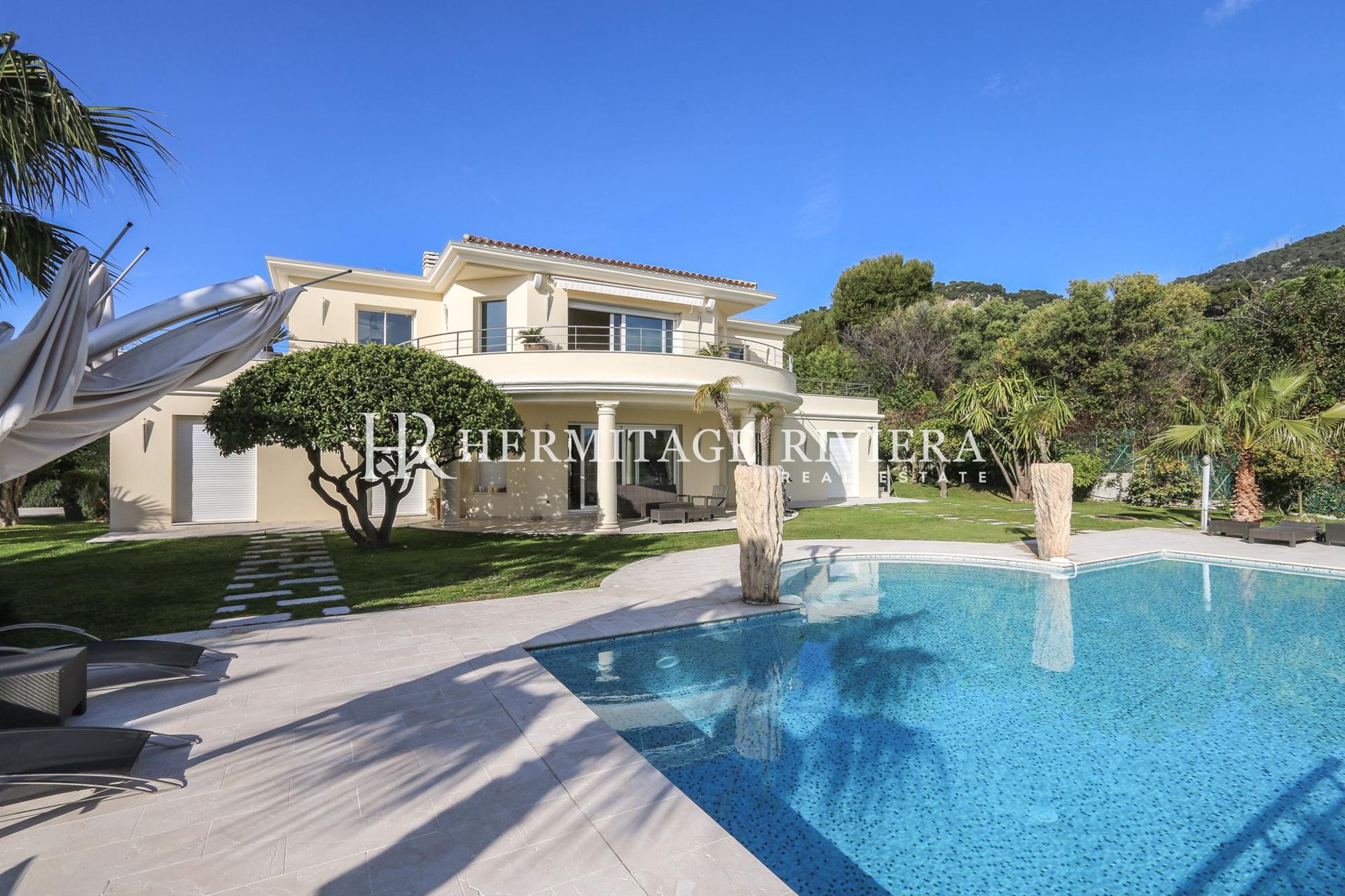 Villa du style californien - Piscine - Vue mer - Prés du centre-ville (image 1)