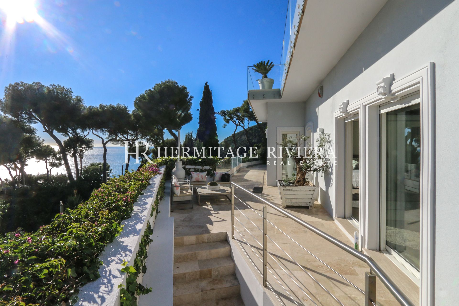 Maison contemporaine - Vue mer - Piscine - Garage (image 21)