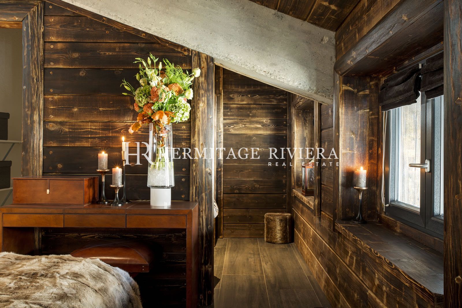 Chalet de luxe aux pieds des pistes  (image 20)