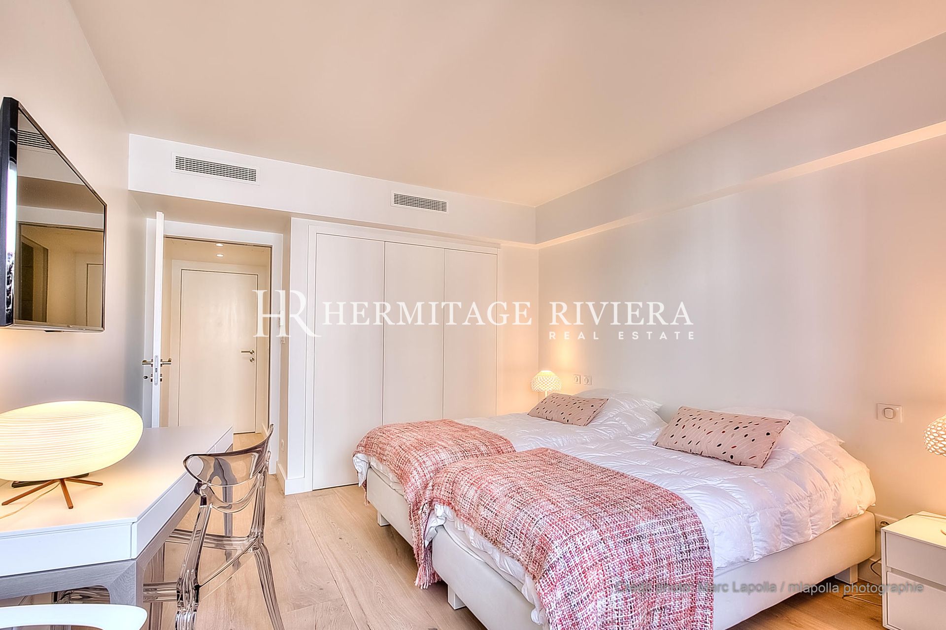 4 pièces - Résidence Relais de la Reine - Terrace - Vue mer (image 19)