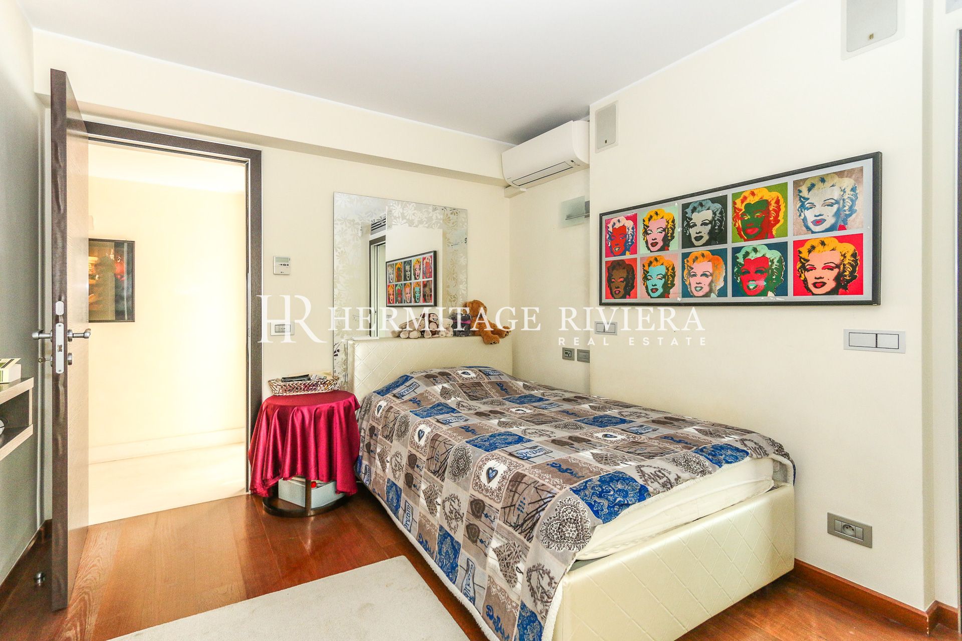 5 Pièces - Triplex - Vue mer - Terrasse - Frontière avec Monaco (image 16)