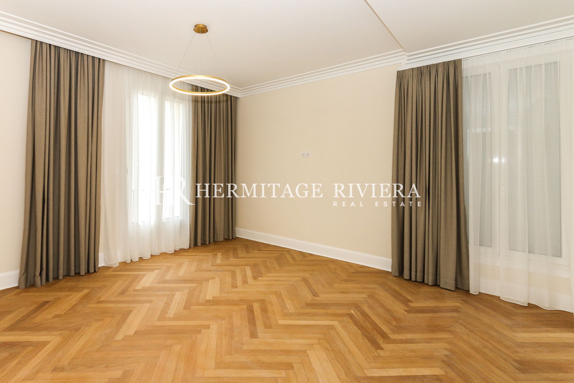Rénové - Domaine privé - Jardin plat - Proche Port (image 21)