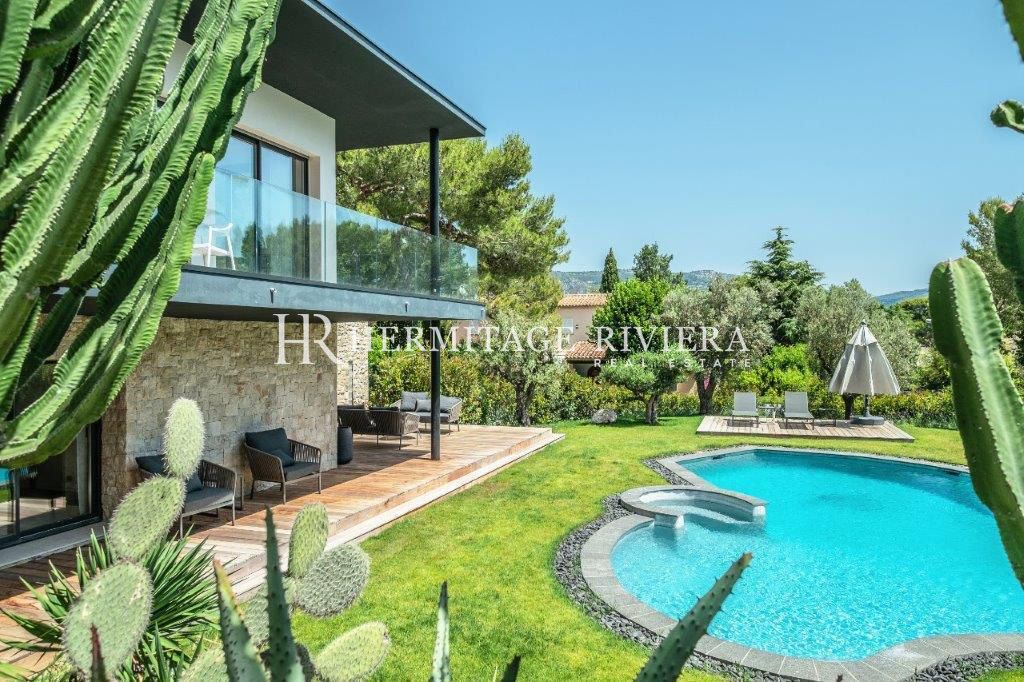 Villa contemporaine - Rénové - Piscine (image 1)