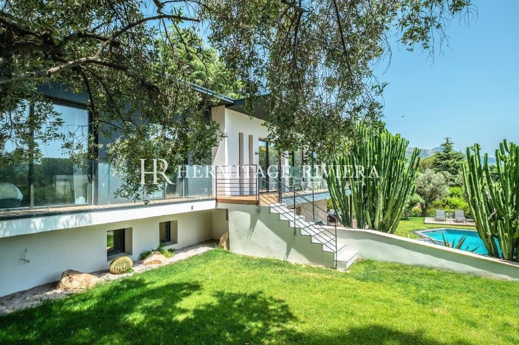 Villa contemporaine - Rénové - Piscine (image 5)