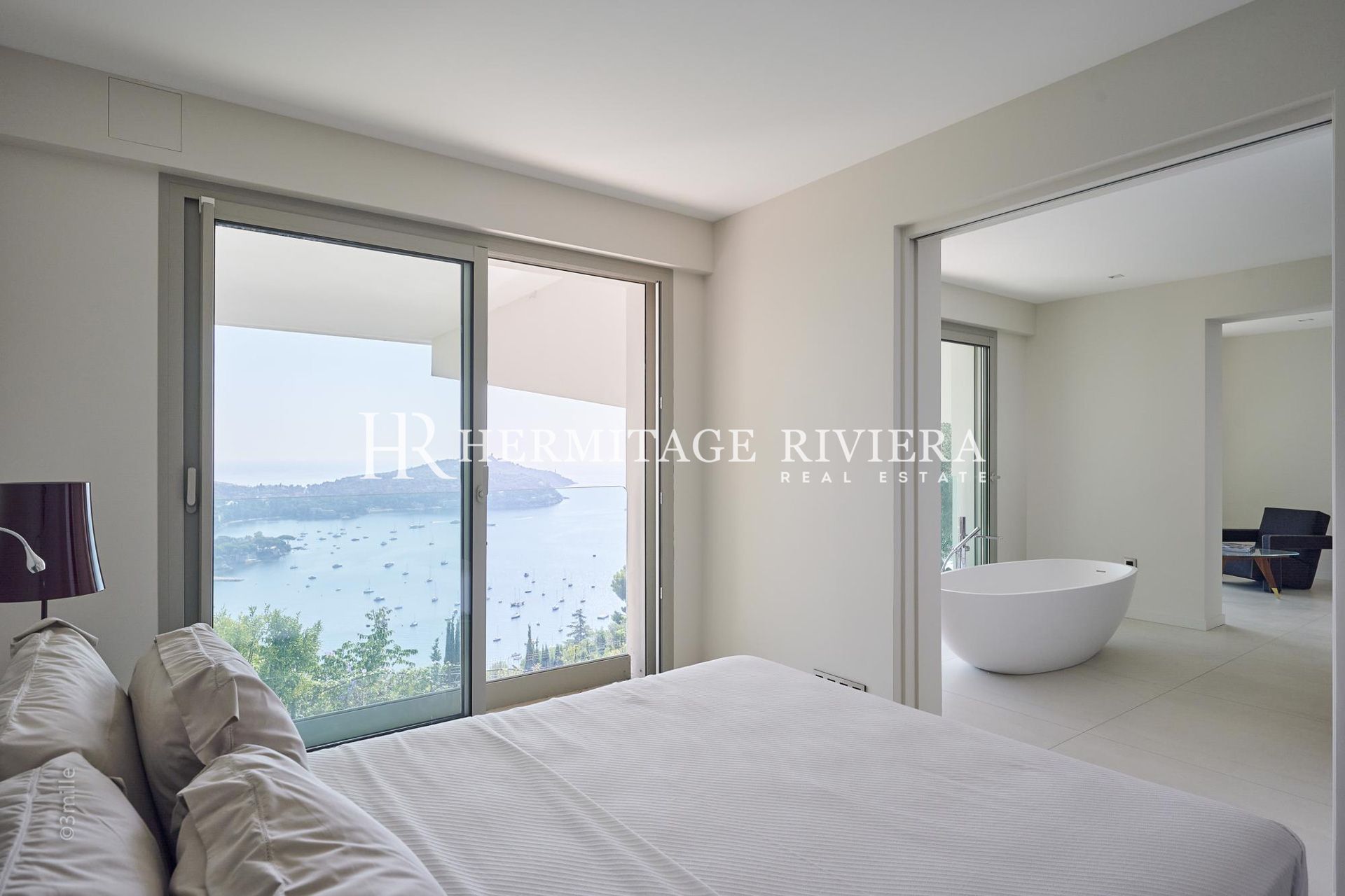 Propriété de luxe - Vue sur la Rade de Villefranche - Piscine (image 30)