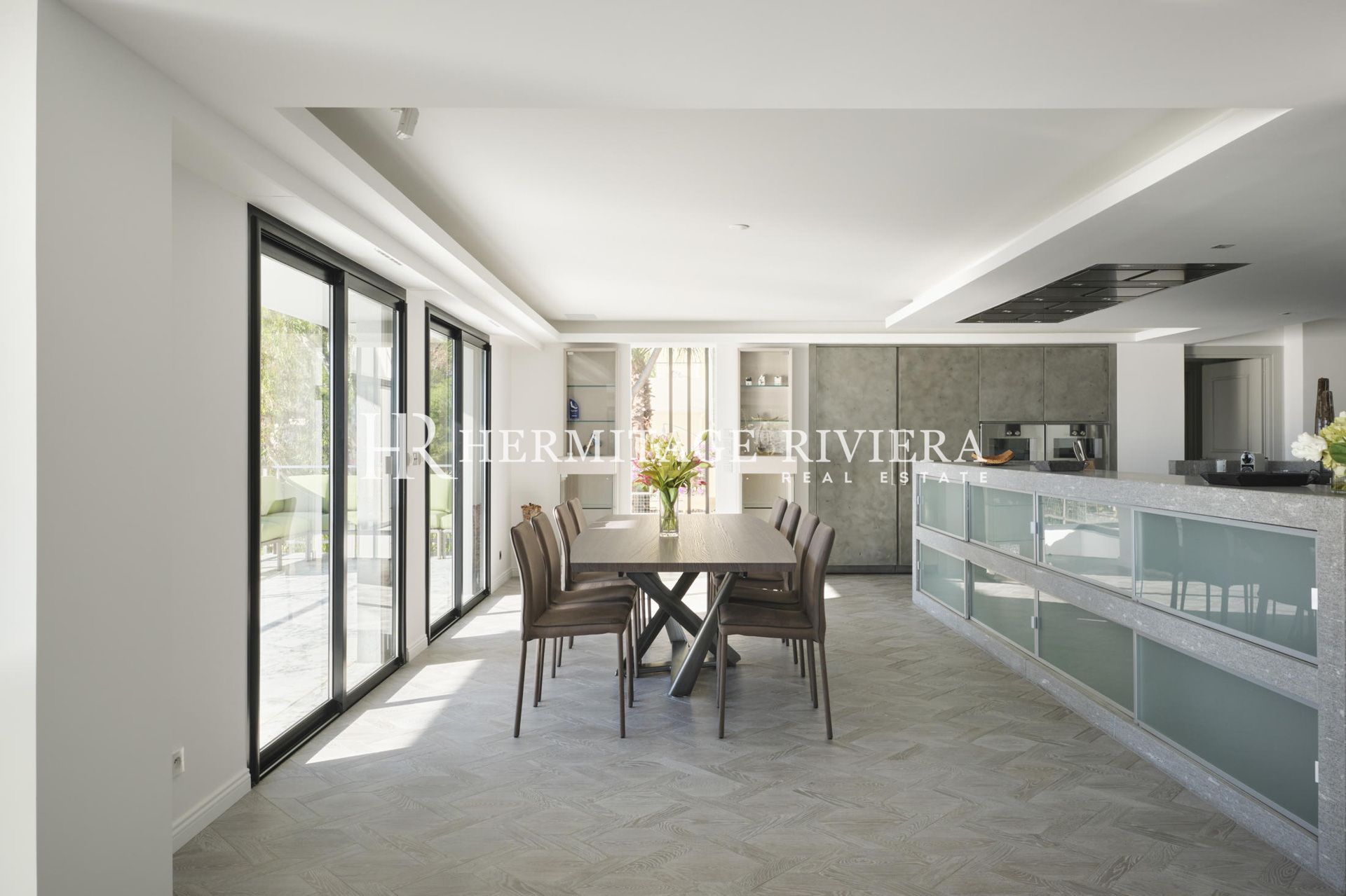 Villa moderne dans domaine sécurisé près de Monaco (image 12)