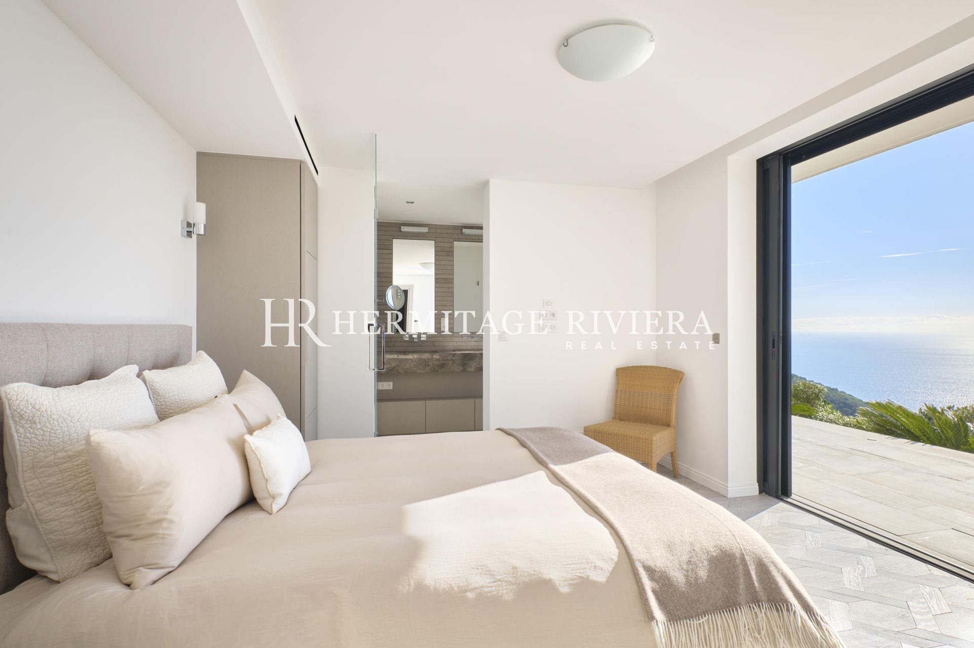 Villa moderne dans domaine sécurisé près de Monaco (image 22)