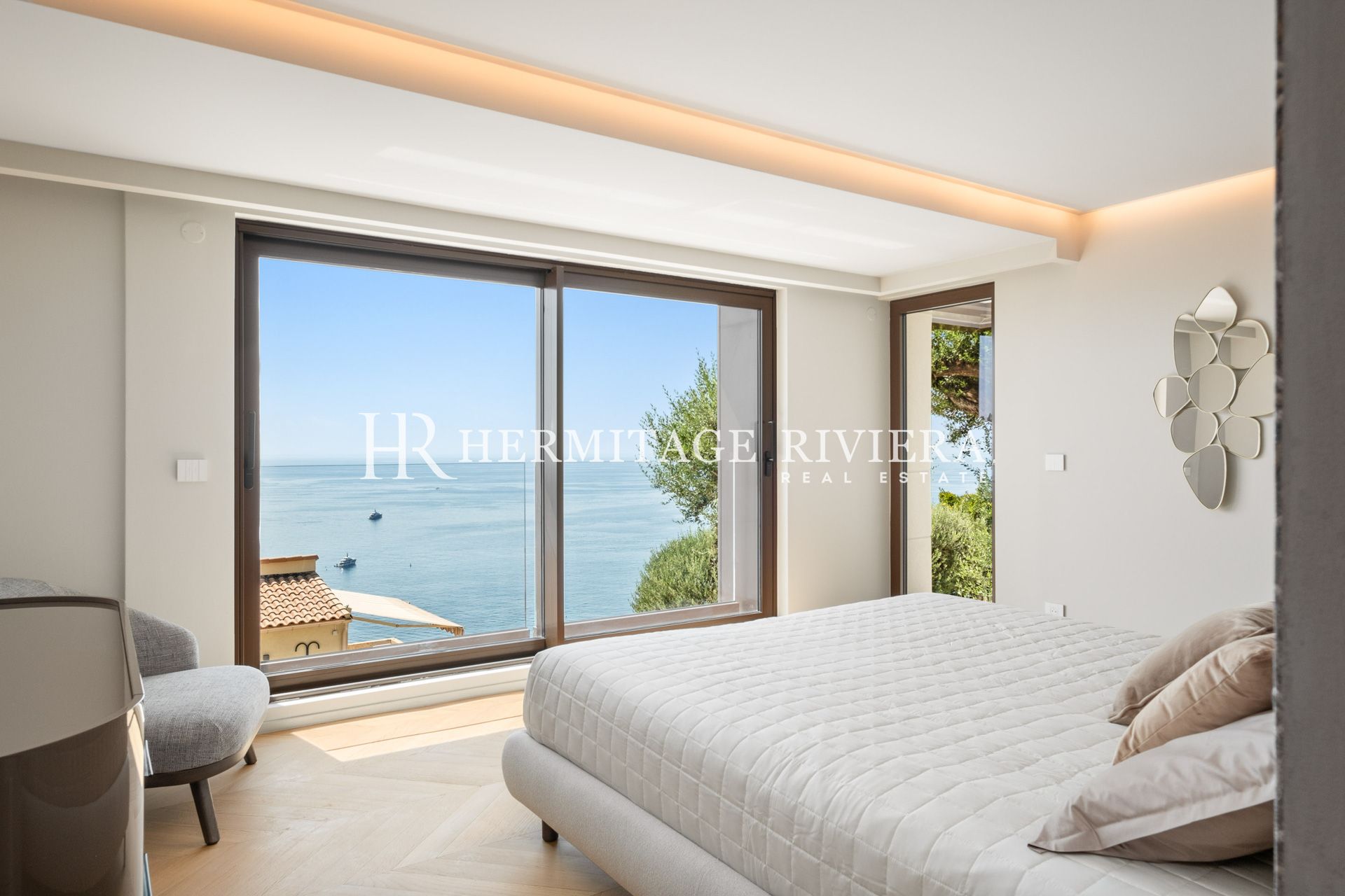 Villa moderne rénovée vue mer et piscine (image 10)