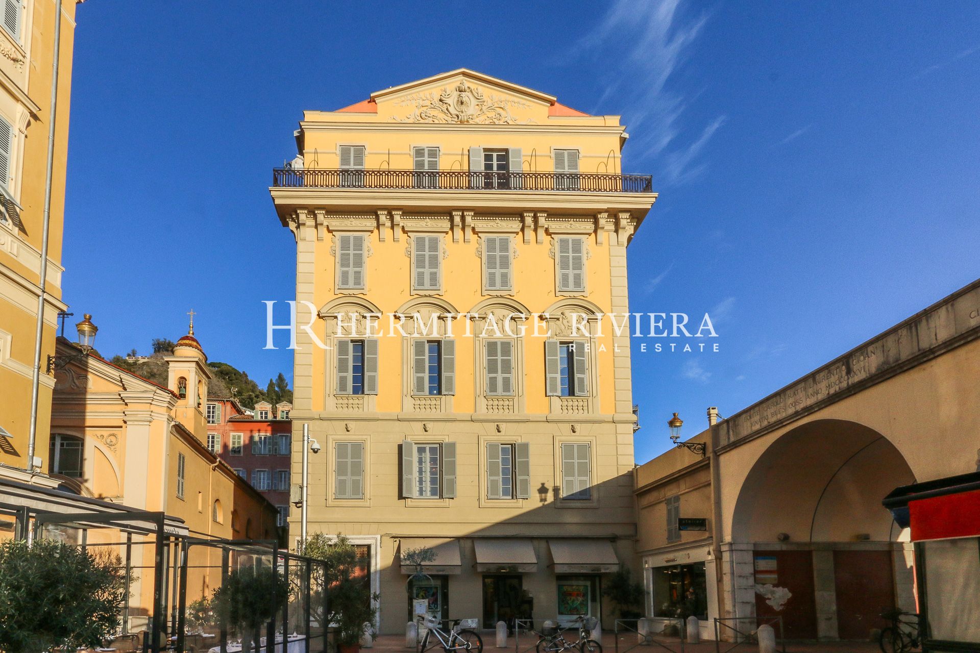 Deux somptueux appartements rénovés - Cours Saleya (image 2)