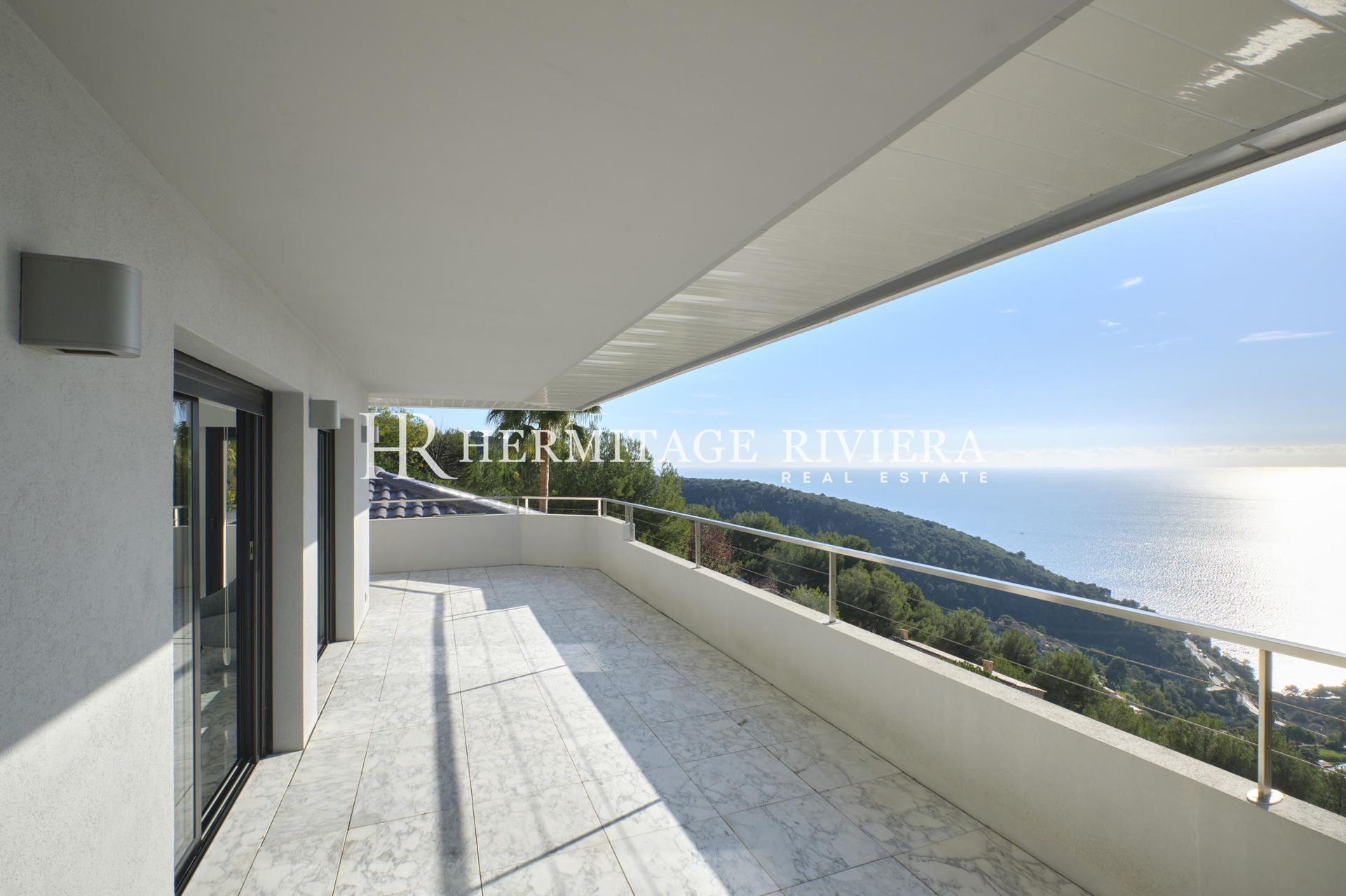 Villa moderne dans domaine sécurisé près de Monaco (image 21)