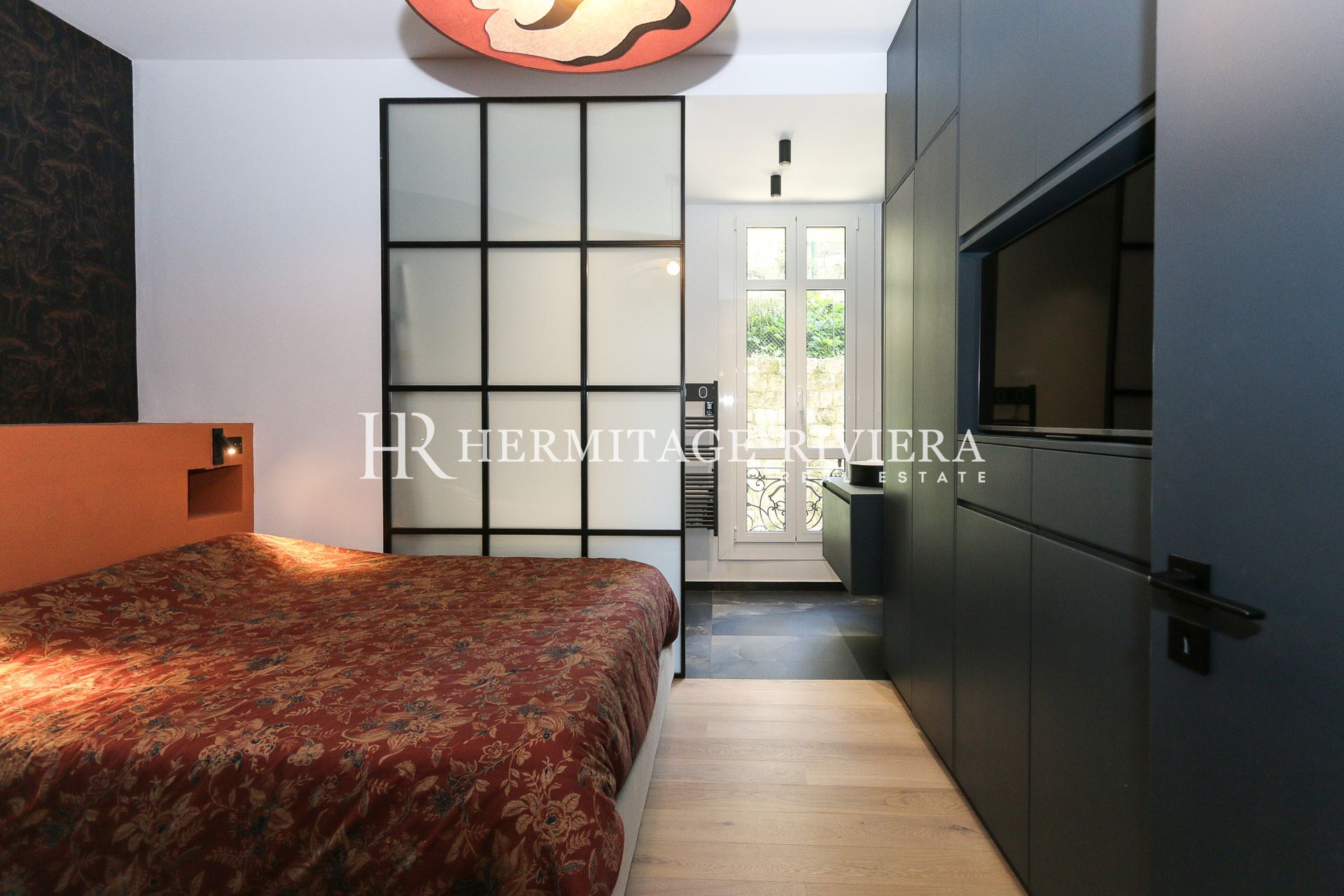 Appartement rénové - Résidence bourgeoise de standing (image 13)