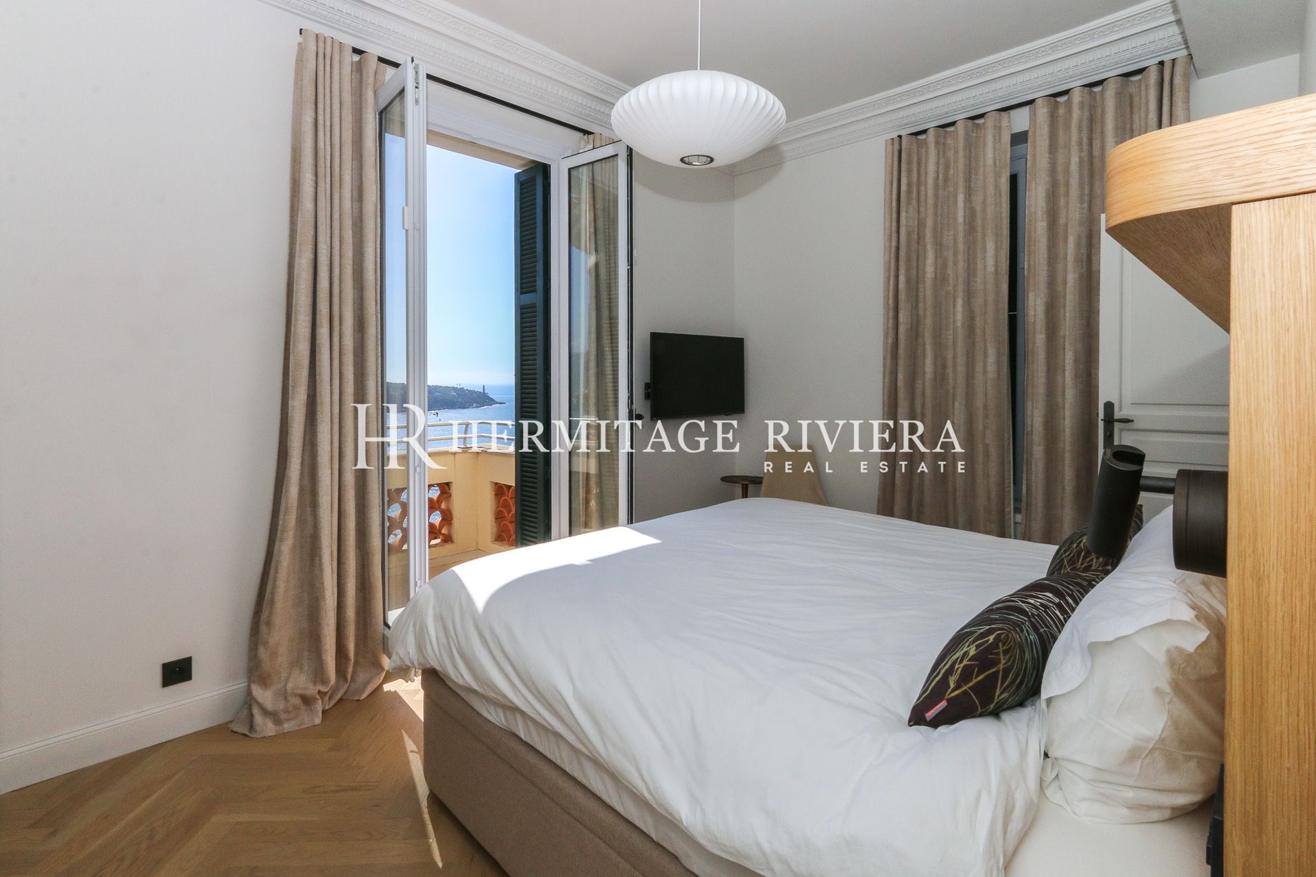 Élégante villa avec vue imprenable  (image 24)