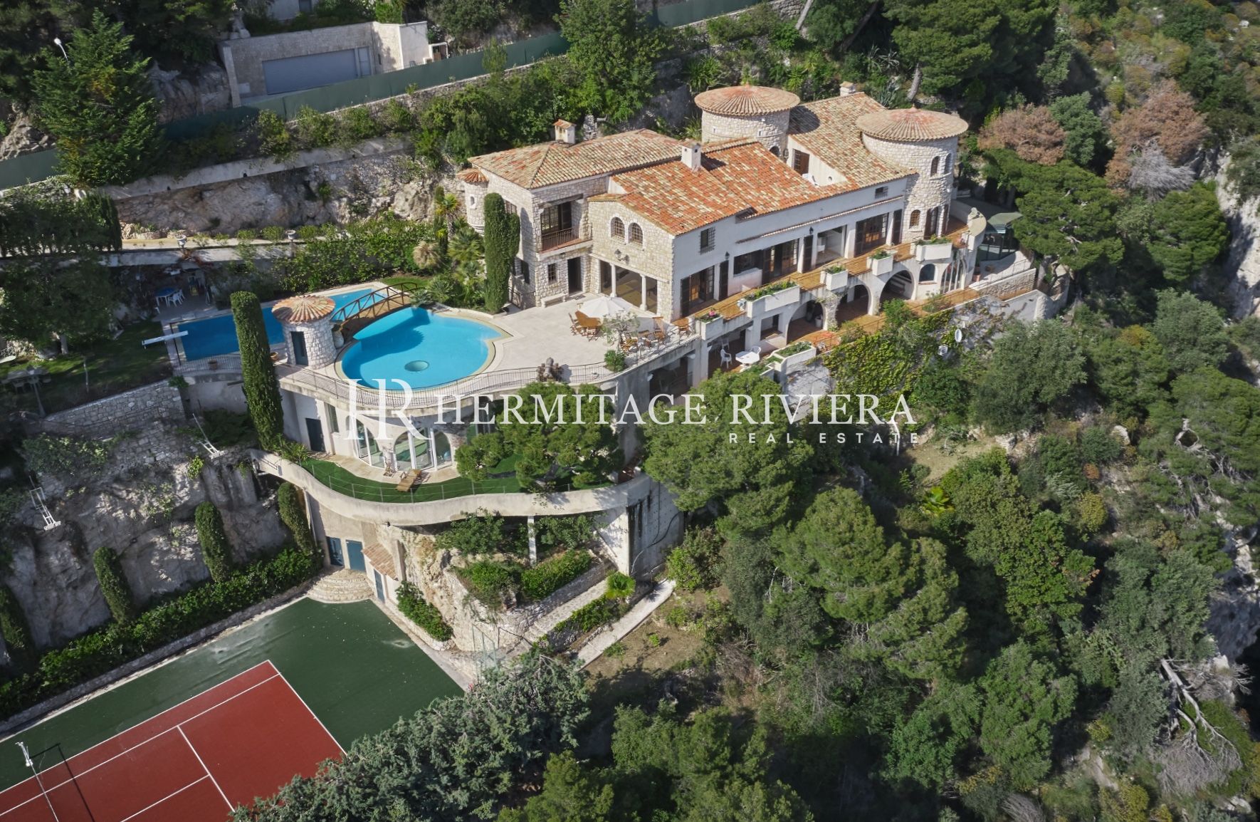 Propriété d'exception dominant la baie de Villefranche (image 18)